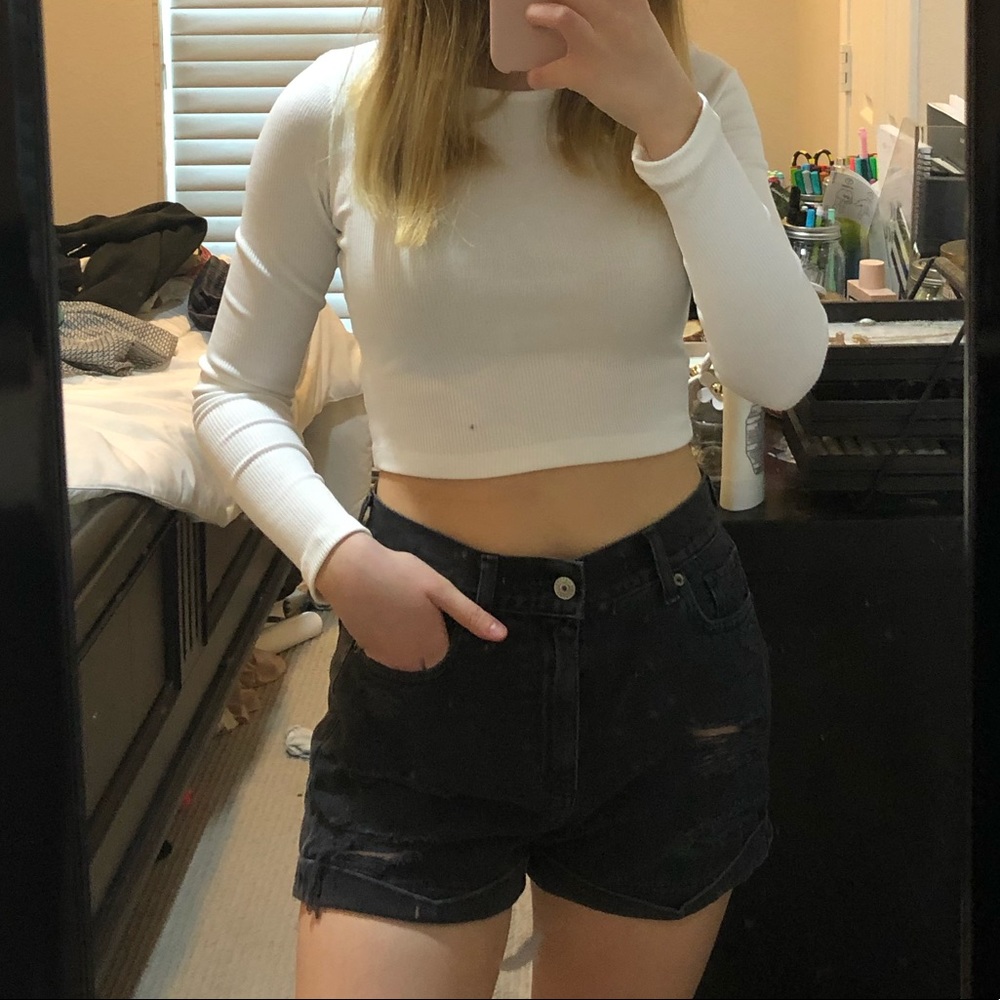 Black distressed mom shorts